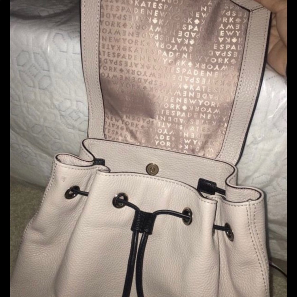 Kate spade back pack - Picture 3 of 4